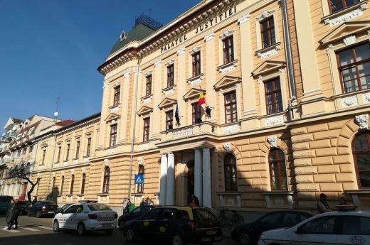 Közel 9 millió forintot lopott el egy Szatmár megyei fiatal